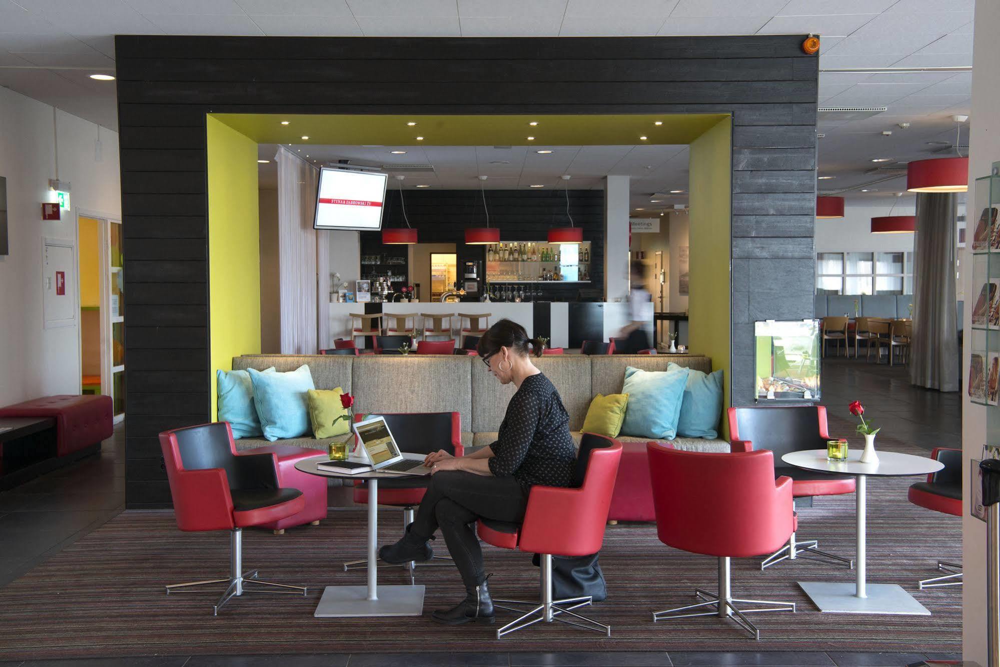 Scandic Oernskoeldsvik ภายนอก รูปภาพ