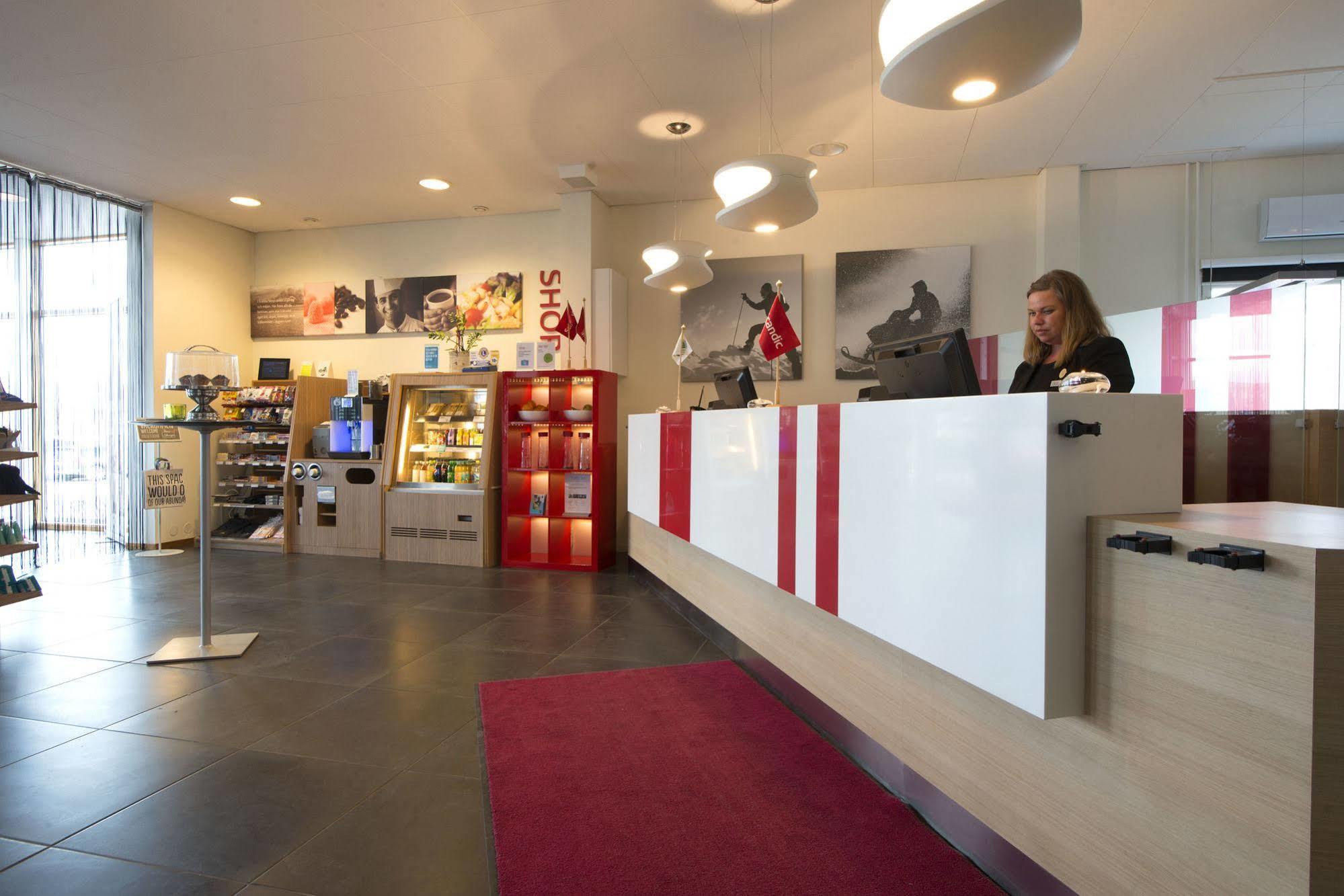 Scandic Oernskoeldsvik ภายนอก รูปภาพ