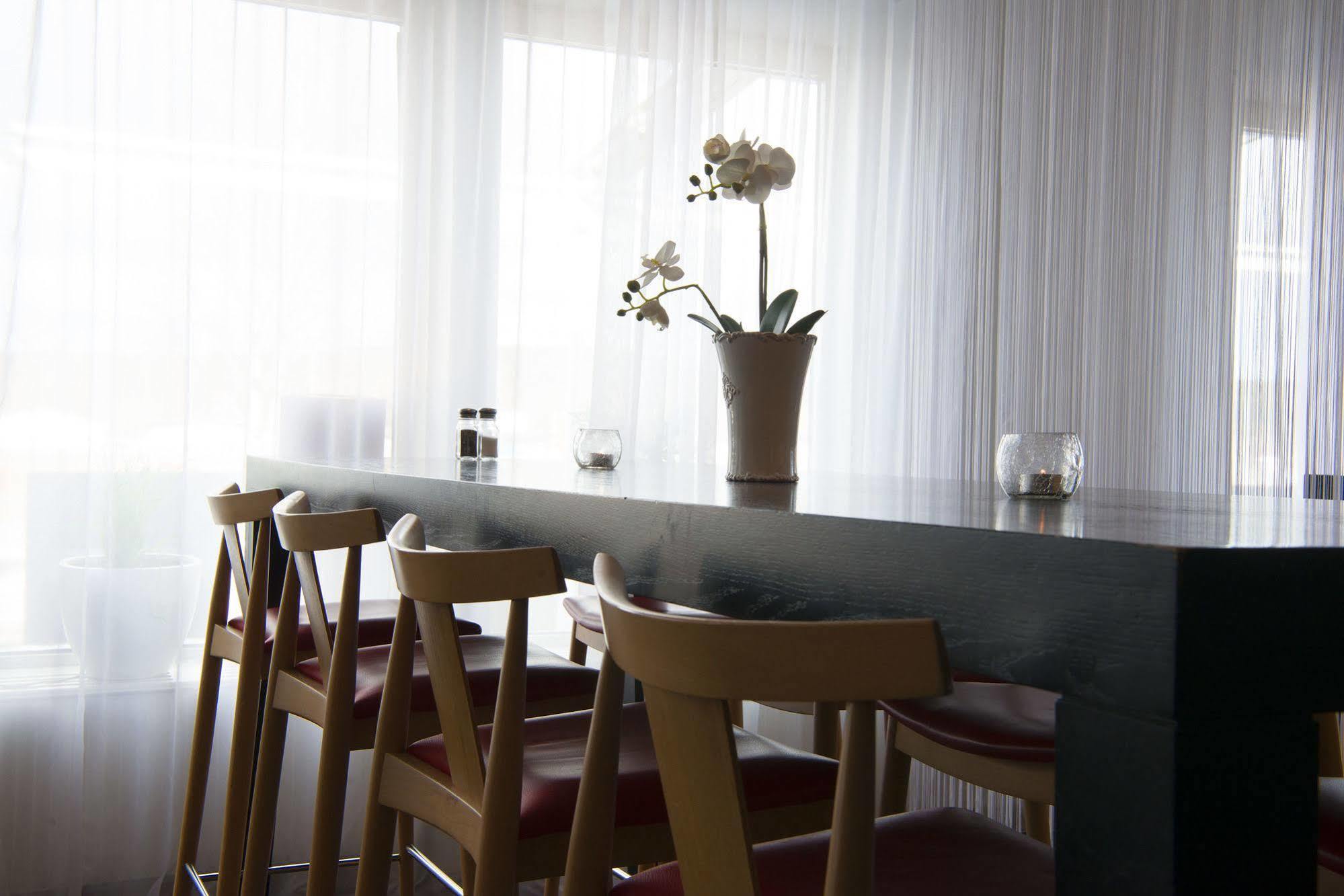 Scandic Oernskoeldsvik ภายนอก รูปภาพ